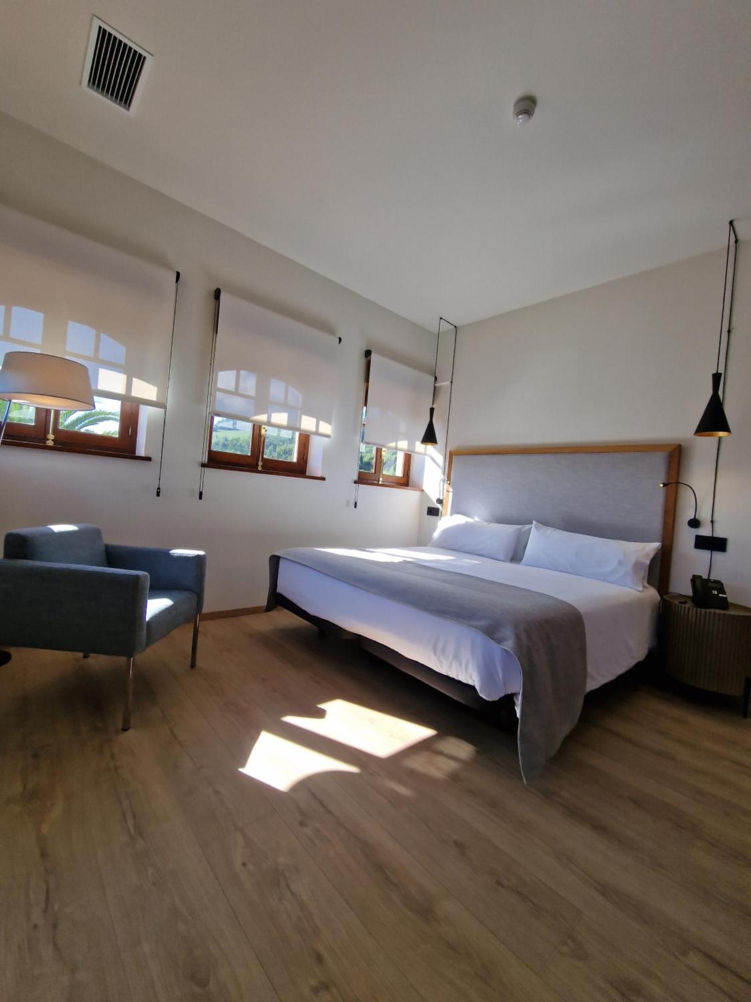 Hotel El Rosal De クディレロ エクステリア 写真